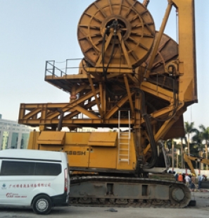 寶峨BC40(利勃海爾885底盤)，整車液壓維修